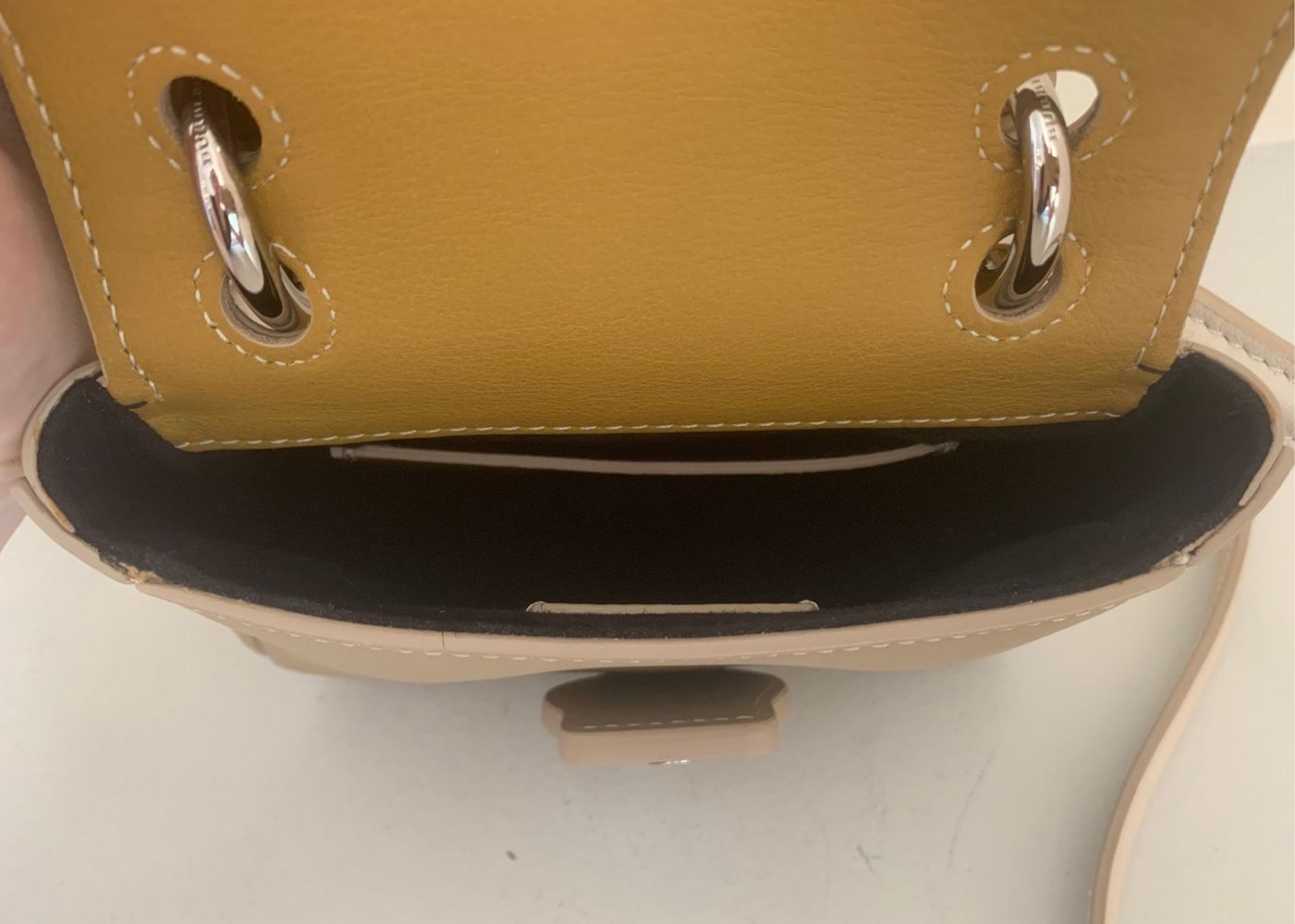 Burberry 2
