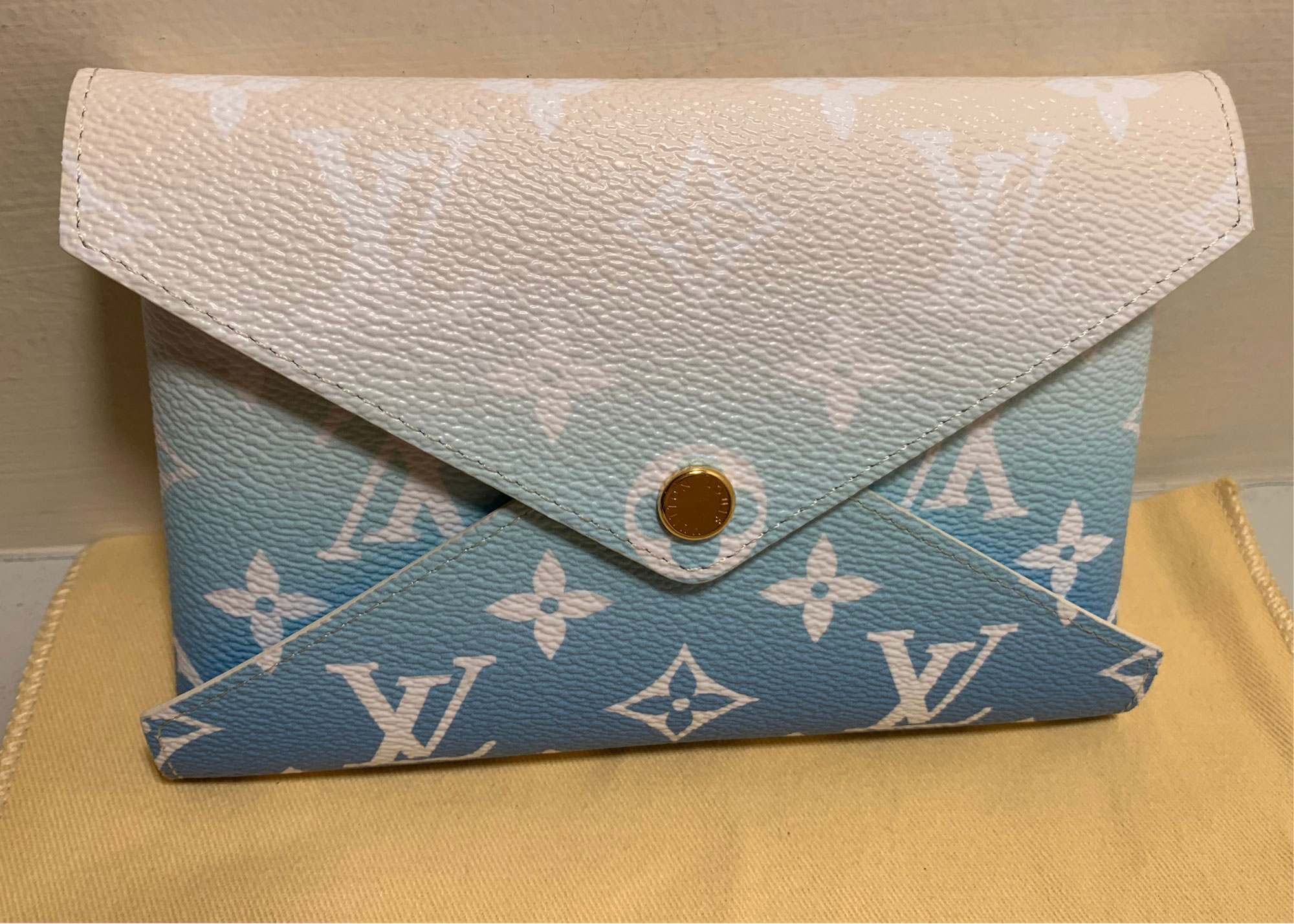 Louis-Vuitton-Kirigami-3