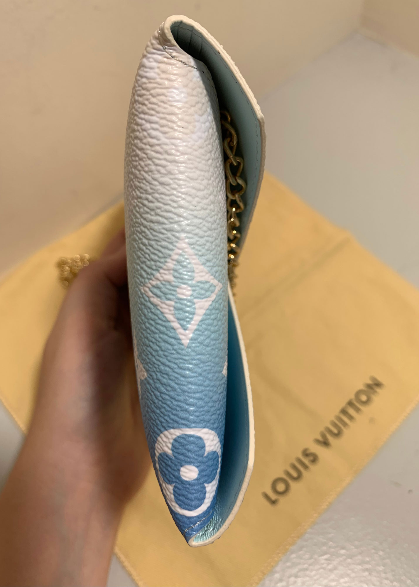 Louis-Vuitton-Kirigami-5