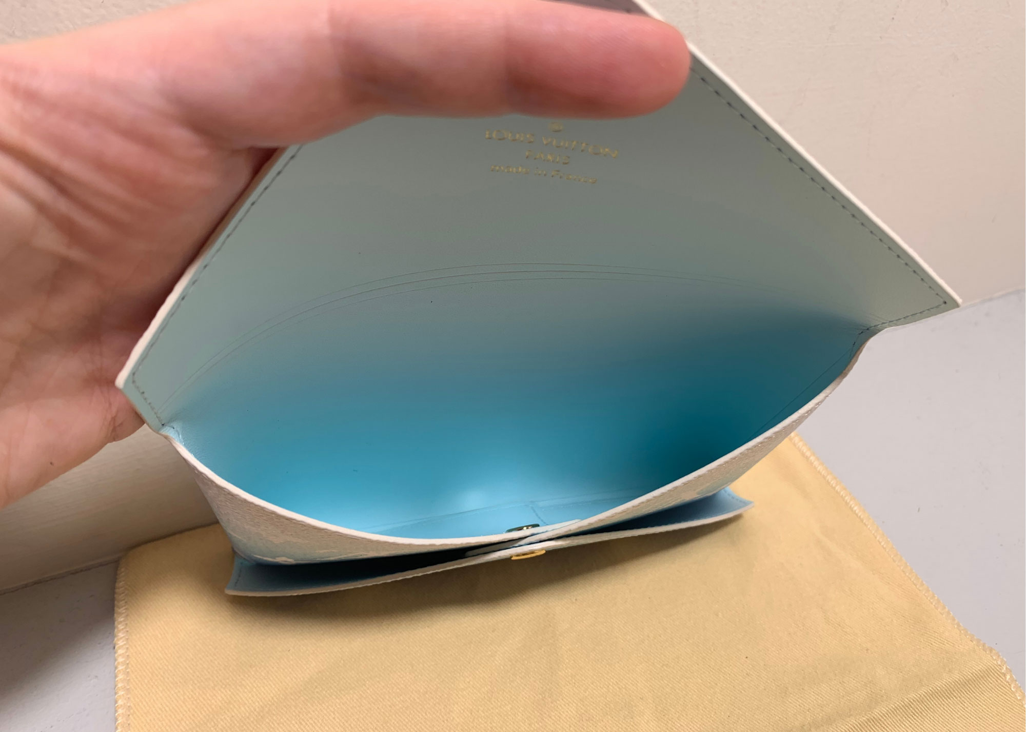 Louis-Vuitton-Kirigami-7