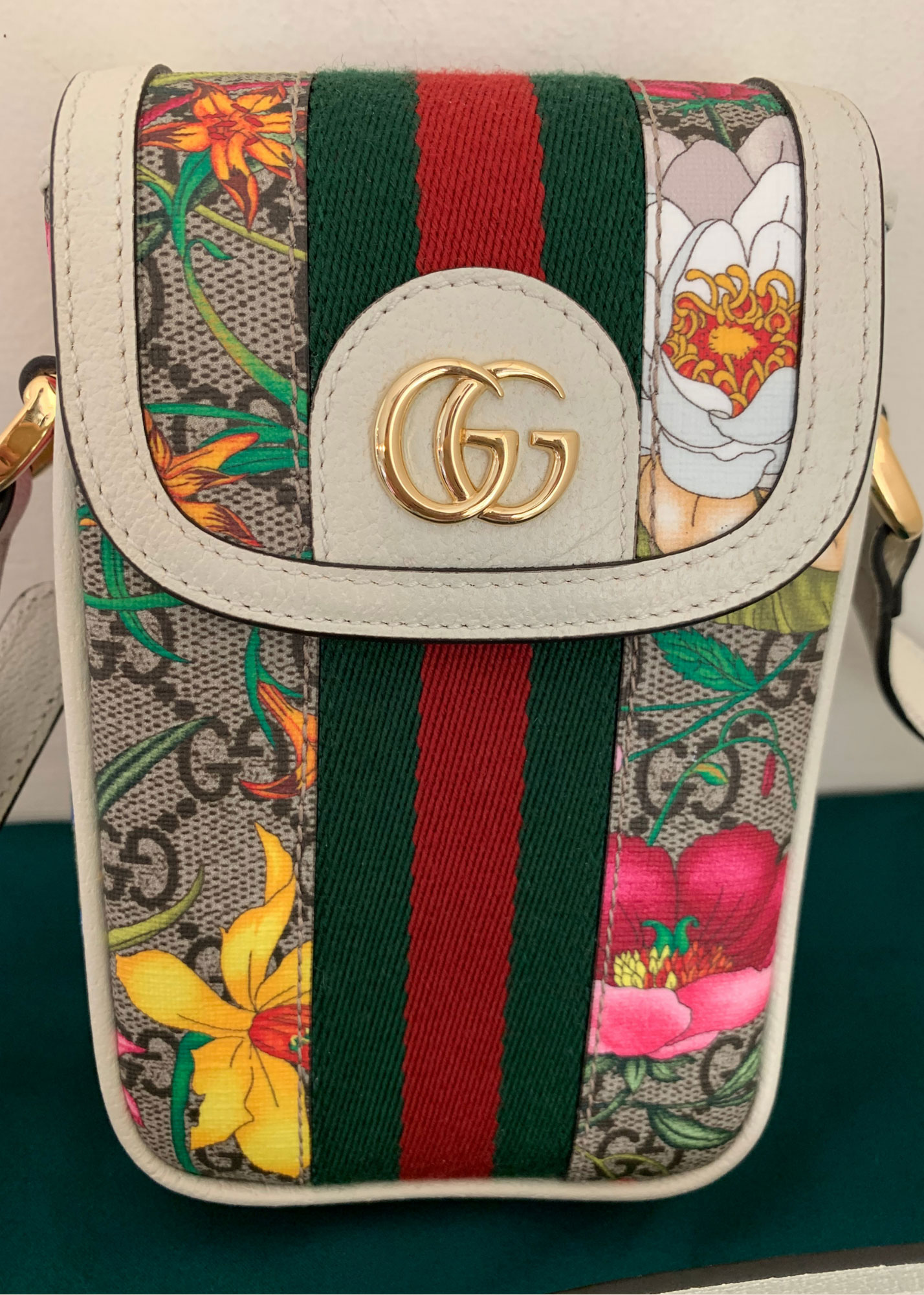 Gucci-Ophidia-Floral-Crossbody-2